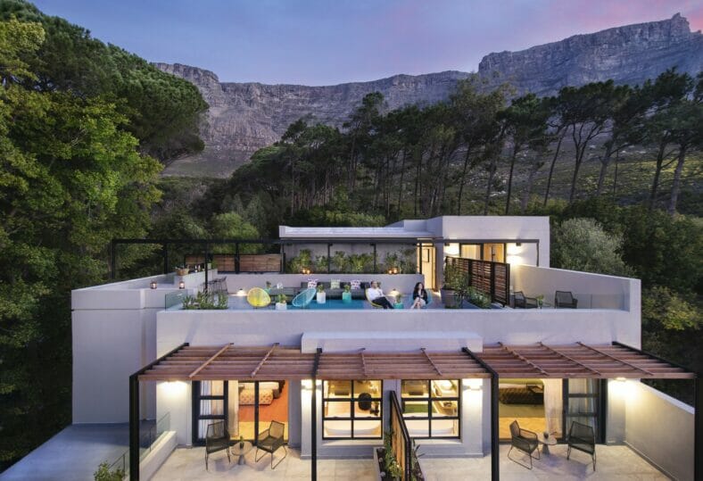 Africa tours, safari at Londolozi and Cape Town at Camissa House