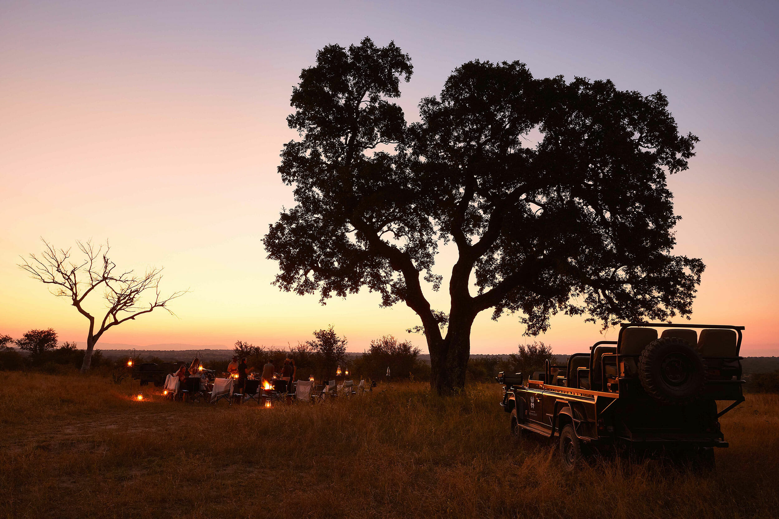 Sunset drinks on safari at Londolozi